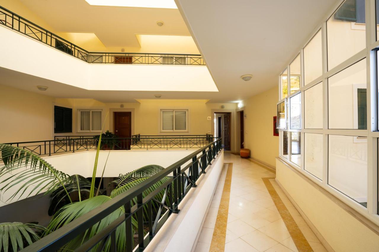 Ocean Breeze Apartment Canico  Exterior photo